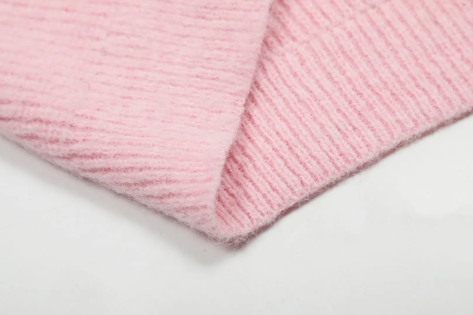 VIVI145# vivienne west wood 25 spring new three-color wool embroidered design cardigan Size: 1 yard (90-110 pounds) 2 yards (110-130 pounds) 3 yards (130-150 pounds) Color: gray yellow pink